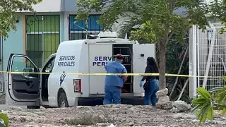 Ataque armado en Cancún: Mujer  asesina a balazos a elemento de la Policía Municipal y lesiona a su hijo 