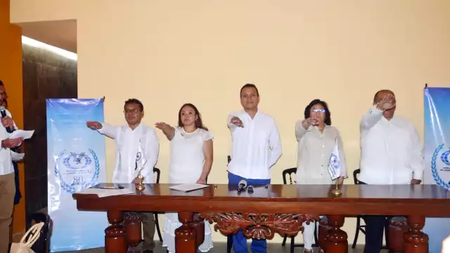 Miguel Alfredo May Basto asumió la presidencia de la AMAV en Campeche.