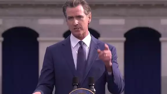El gobernador Gavin Newsom y el presidente Trump han chocado ideológicamente en el pasado El gobernador Gavin Newsom y el presidente Trump han chocado ideológicamente en el pasado