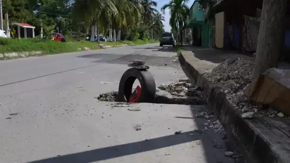 Baches dan mala imagen al Centro de Chetumal. Baches dan mala imagen al Centro de Chetumal.