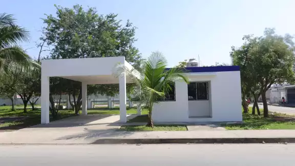 Rehabilitación de casetas en Chetumal continúa estancada.