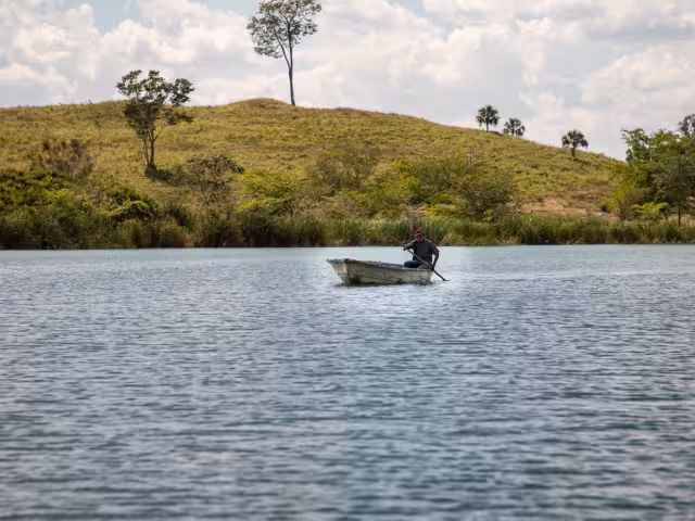 Lluvias favorecen al campo, pero alertan por posibles inundaciones