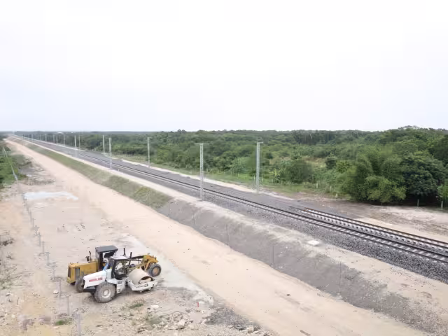 Tramo 7 del Tren Maya continúa sin ser finalizado pese a inauguración del 15 de diciembre.