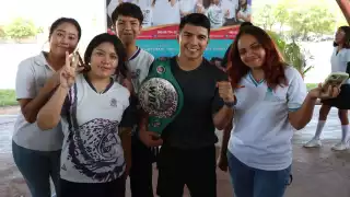 Llega Joselito “Huracán” Velázquez a Chetumal e invita a los jóvenes a tener una vida saludable