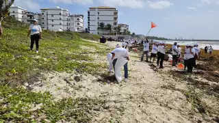 “Nos unimos para eliminar el 100% de los plásticos": Mara Lezama  se suma a la Estrategia Nacional de Limpieza de Playas