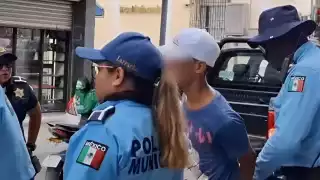 El hombre siguió a una mujer para grabarla con su celular