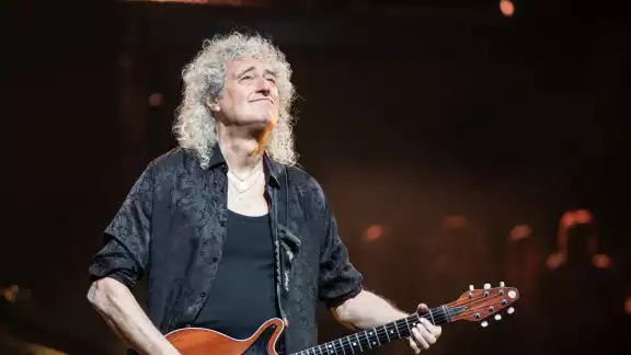 ¿Cuál es el estado actual de salud de Brian May tras sufrir un derrame cerebral?