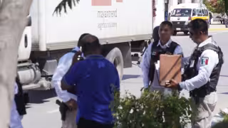 Trabajador recupera su celular robado gracias al GPS en el mercado principal de Campeche