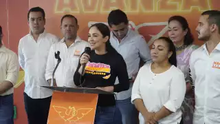 Regidor del Ayuntamiento de Campeche exige a Biby Rabelo reincorporarse a la comuna   