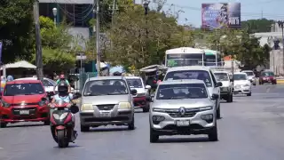 Estaciones de Campeche respetan precio tope de gasolina regular: Profeco