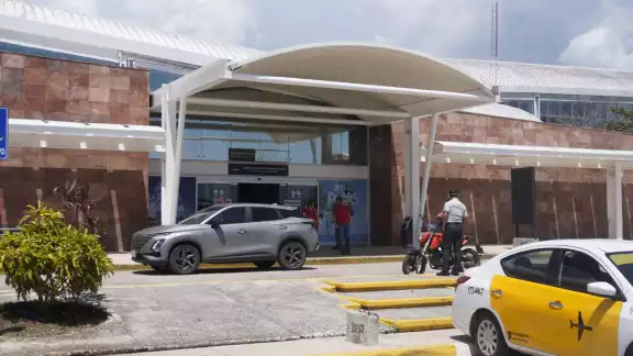 Mucha actividad de visitantes por la Reunión Nacional de directores de la DGETI en Campeche.