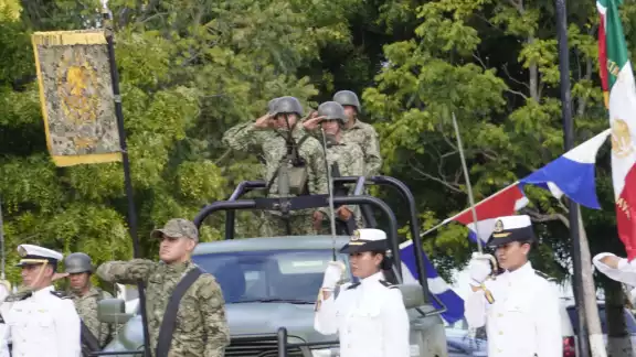 La Séptima Región Naval conmemoró el 203 aniversario de la Secretaría de Marina en el muelle de Lerma