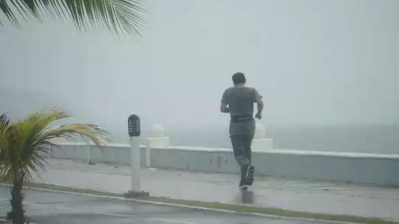 Prevén tormentas vespertinas hoy en Campeche; toma precauciones
Prevén tormentas vespertinas hoy en Campeche; toma precauciones