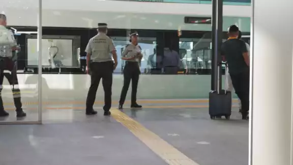 El Tren Maya, promovido como un eje de desarrollo en el sureste mexicano, abarca más de 1,500 kilómetros de vías férreas El Tren Maya, promovido como un eje de desarrollo en el sureste mexicano, abarca más de 1,500 kilómetros de vías férreas