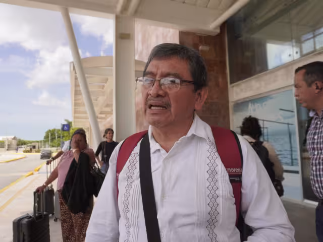 Más de 180 mil alumnos regresan a clases en Campeche en medio de protestas y fallas escolares