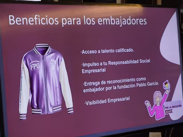 Estudiantes campechanos enfrentan barreras para estudiar fuera del país