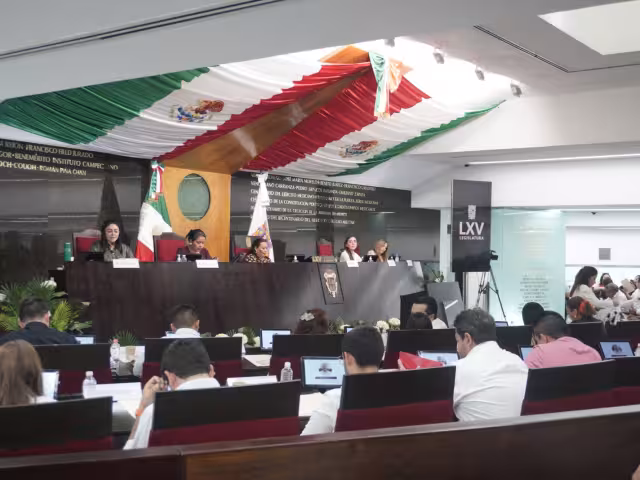 Alejandro Moreno enfrenta investigaciones por diversos delitos desde 2022, protegidos por su fuero constitucional