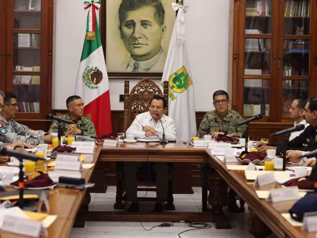 El gobernador Joaquín Díaz Mena encabezó la Mesa Estatal para la Construcción de la Paz en Yucatán