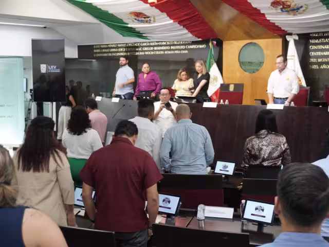 Congreso pide a los 13 municipios informar sobre transporte público