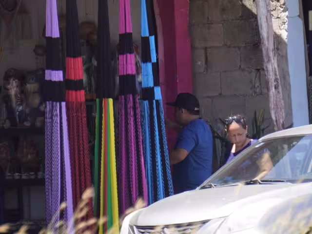 Artesanías del Cereso de Kobén tienen buena respuesta en bazares locales