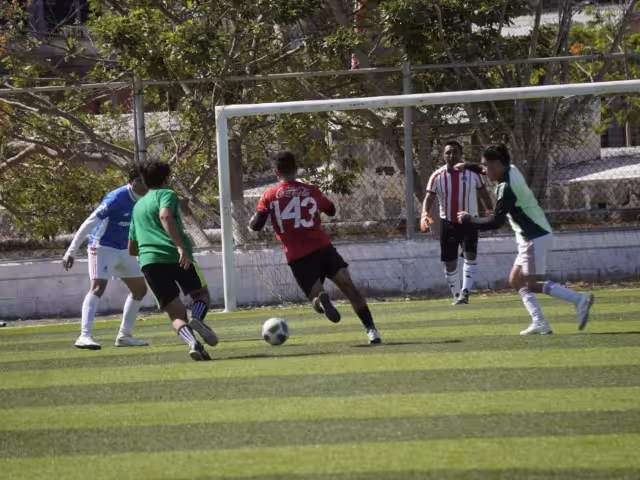 La Barra FC y Capital 21 imponen su poderío ofensivo en la jornada inaugural