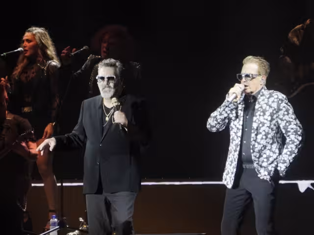 15 mil campechanos disfrutaron de concierto de Emmanuel y Mijares.