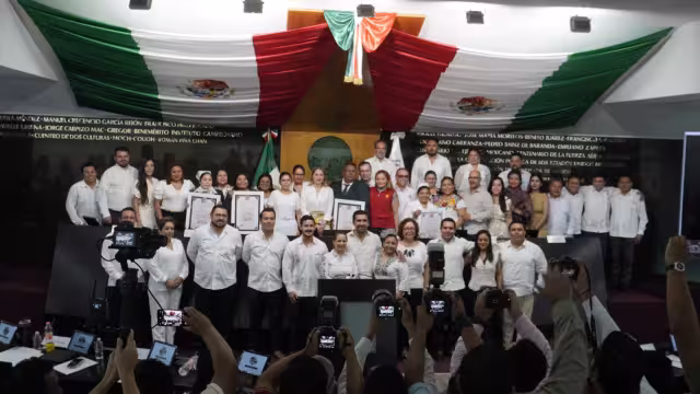 El Poder Legislativo del estado entregó el Premio “Al Mérito a la Enfermería Campechana 2025”.