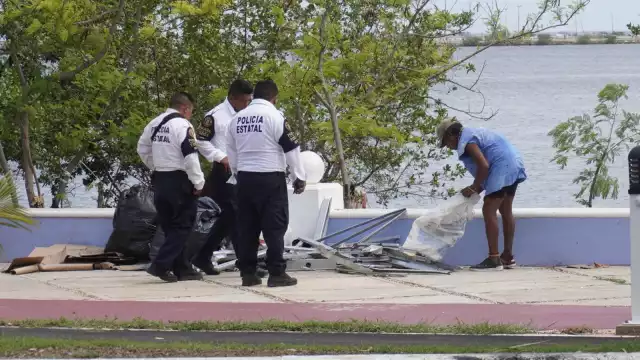 Autoridades procedieron a retirarlos