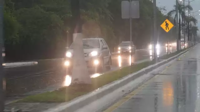 Se emitió una alerta azul de peligro muy bajo para los municipios de Hopelchén, Calakmul, Escárcega y Candelaria debido a la cercanía de un ciclón tropical
