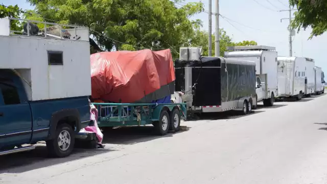 Los ferieros y "trasteros" han comenzado a llegar a Campeche con una semana de retraso para instalarse en el Barrio de San Román y el Foro Ah Kim Pech.