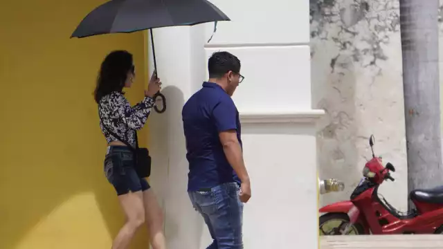 Se esperan chubascos con tormentas eléctricas, principalmente por la tarde y noche.

