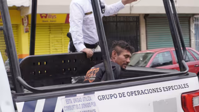 Vendedor de droga a disposición