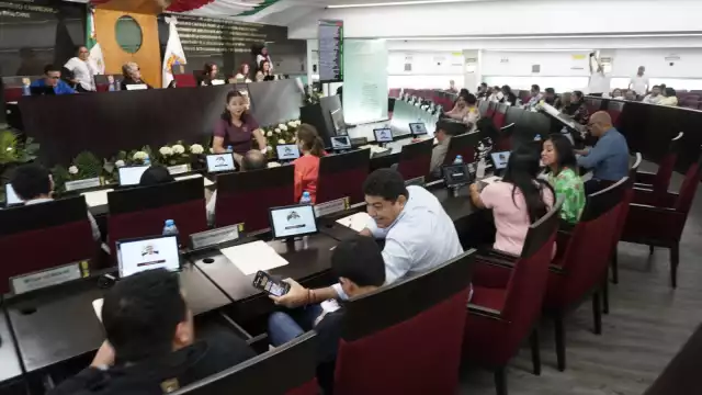 Se reformó el artículo 51 para asegurar que los alimentos vendidos en escuelas cumplan con normas nutricionales.