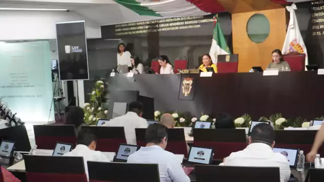 Un debate entre las bancadas de MC y Morena surgió por la falta de mantenimiento de las calles en San Francisco de Campeche