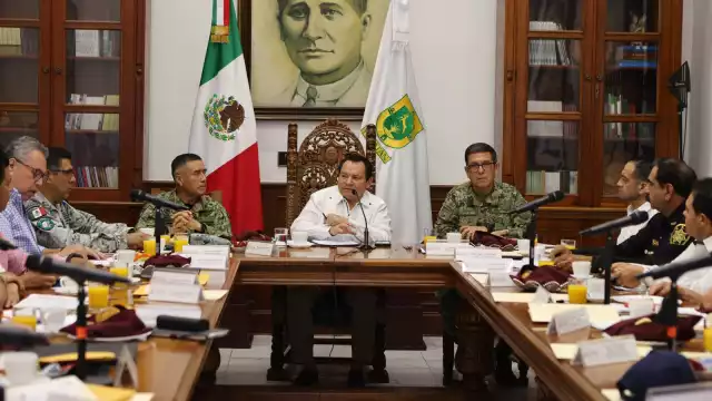El gobernador Joaquín Díaz Mena encabezó la Mesa Estatal para la Construcción de la Paz en Yucatán