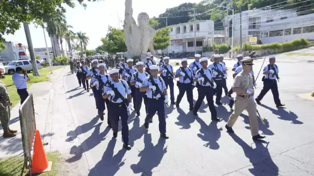Inician fuerzas armadas con ensayos previo desfile del 16 de septiembre