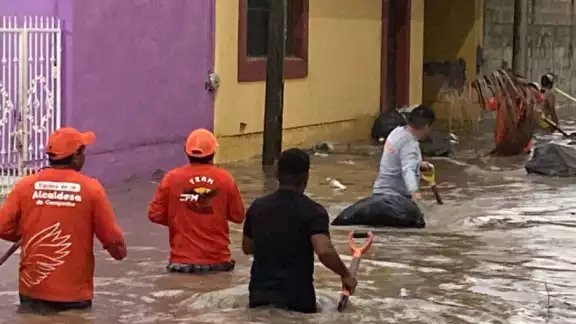Así lucen algunas avenidas inundadas en Campeche