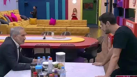 Arath de la Torre lanza fuerte amenaza contra Adrián Marcelo Arath de la Torre lanza fuerte amenaza contra Adrián Marcelo