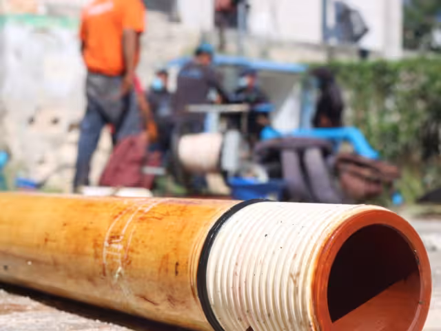 Smapac informó que el apagón afectó las plantas de bombeo, dejando sin agua a varias comunidades.