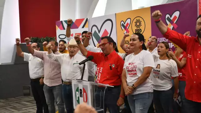 Asegura Ricardo Medina que adversarios buscan confundir a la ciudadanía