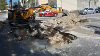 Ruptura de tubería en Campeche deja sin agua a 45 puntos de la ciudad