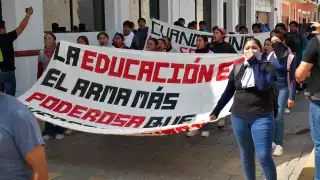 Protesta magisterial en Campeche: Exigen abrogación de la Ley del ISSS