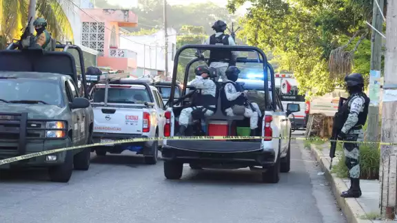 Elementos policiacos permanecerán en el domicilio temporal oficial en la Avenida Cerro