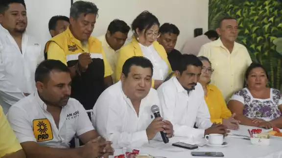 Manzanero Villanueva desmintió todo el PRD sea quien apoye a Renán Barrera, como se hizo creer en una conferencia de prensa