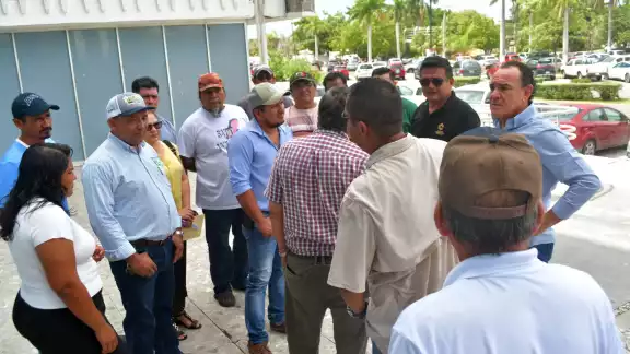 Cañeros piden apoyos estatales ante la caída en el precio de la caña de 1, 360 pesos la tonelada a 972 pesos
