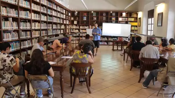 Se están impulsando talleres de alfabetización y tecnologías de la información. Se están impulsando talleres de alfabetización y tecnologías de la información.