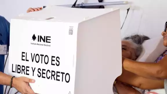 Tres campechanas emitieron sufragio en el primer día de elecciones y quedan siete personas más