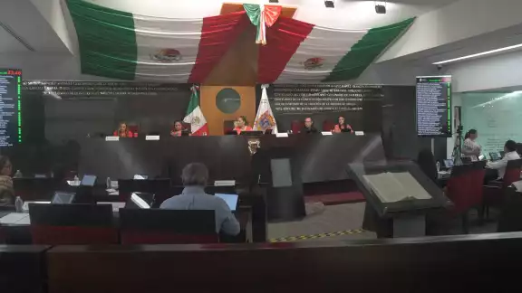 Con 26 votos a favor, se aprobó una reforma a la Ley de Educación para detener el bullying escolar. Con 26 votos a favor, se aprobó una reforma a la Ley de Educación para detener el bullying escolar.