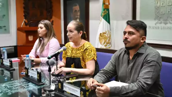 Dos hombres y una mujer fueron inscritos para contender por la titularidad del Órgano Interno de Control (OIC) del IEEC.