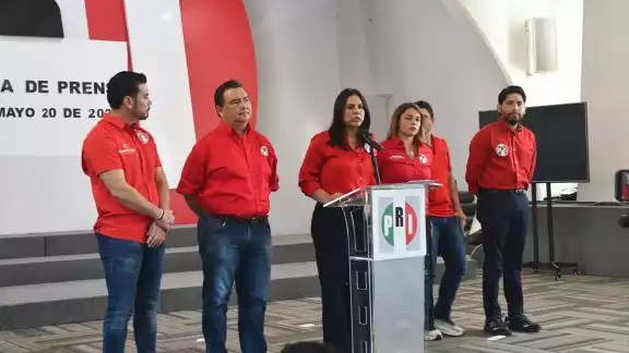 La fracción parlamentaria del PRI en el Congreso de la Unión presentó un exhorto a la Comisión Permanente.